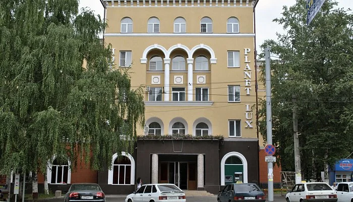 Гостиница «Планета Люкс» (бывш. «Кавказ») — фото 3